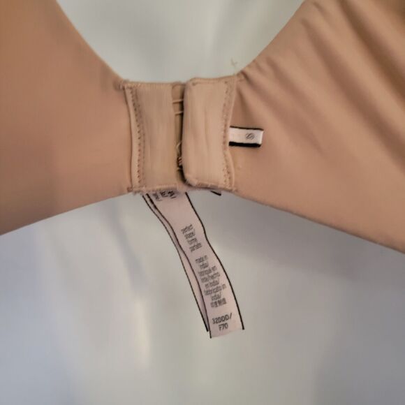 Victorias Secret Bra 32DD Perfect Shape Coverage Padded Underwire - Picture 7 of 10